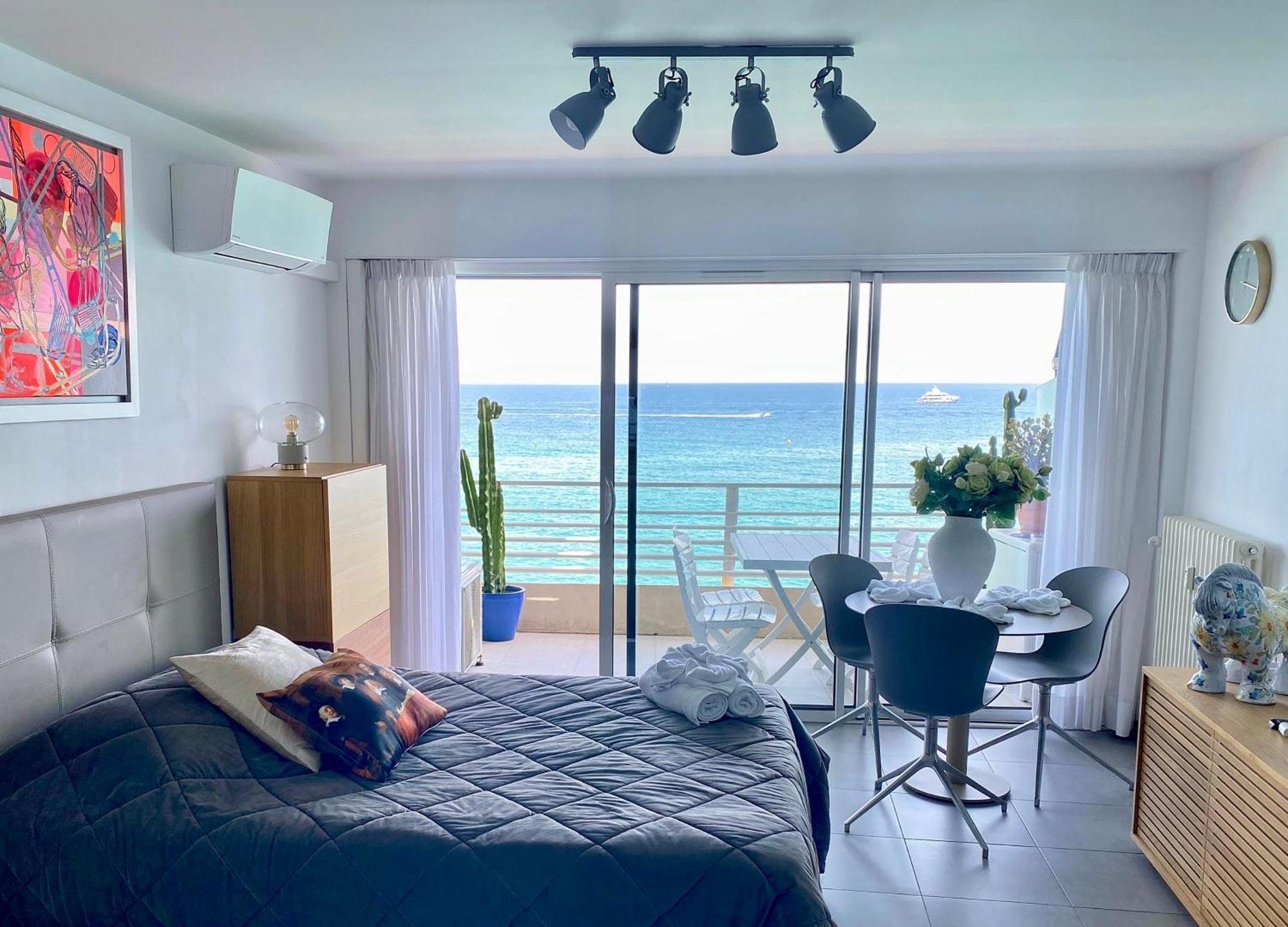 Sea View Studio, Huge Terrace On The 4Th Floor Apartment Ментона Екстериор снимка